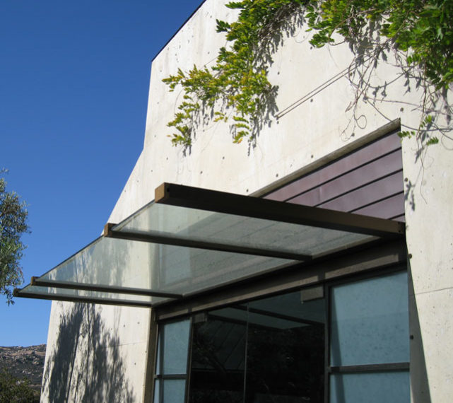 La Cresta, Glass Overhang